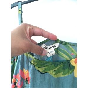 Billabong Tops - Billabong~ Off shoulder blouse Billabong Tops - Billabong~ Off shoulder blouse